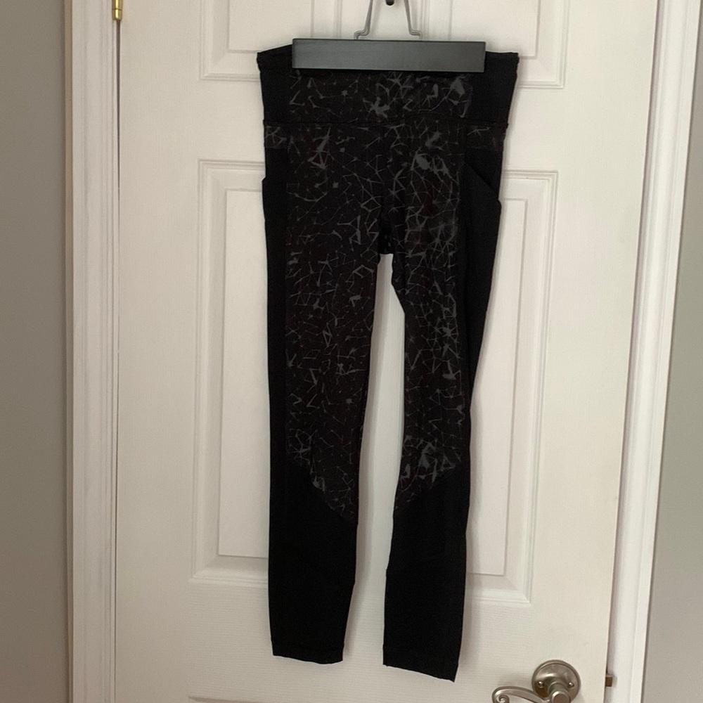 Lululemon capris